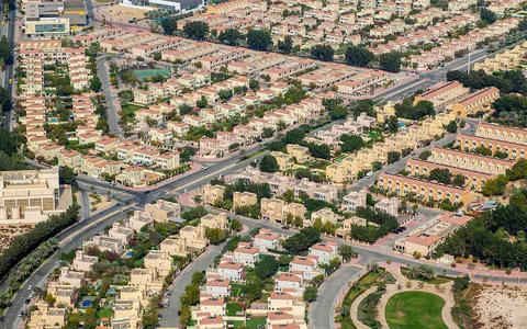area:jumeirah-village-triangle gallery 2