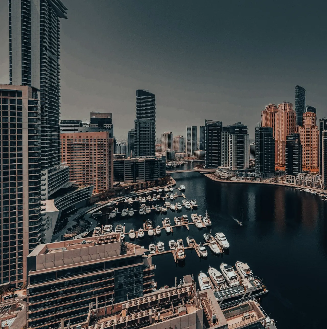 Dubai Marina canal, yacht berths and completed waterfront towers